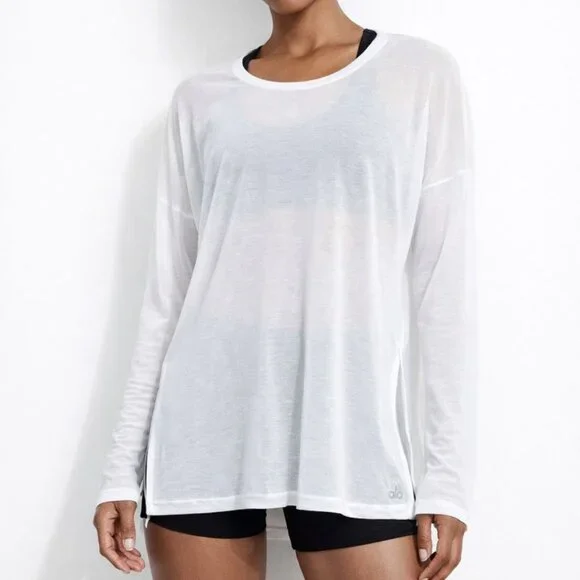 ALO Arrow Oversized Long Sleeve White XS - Picture 1 of 4